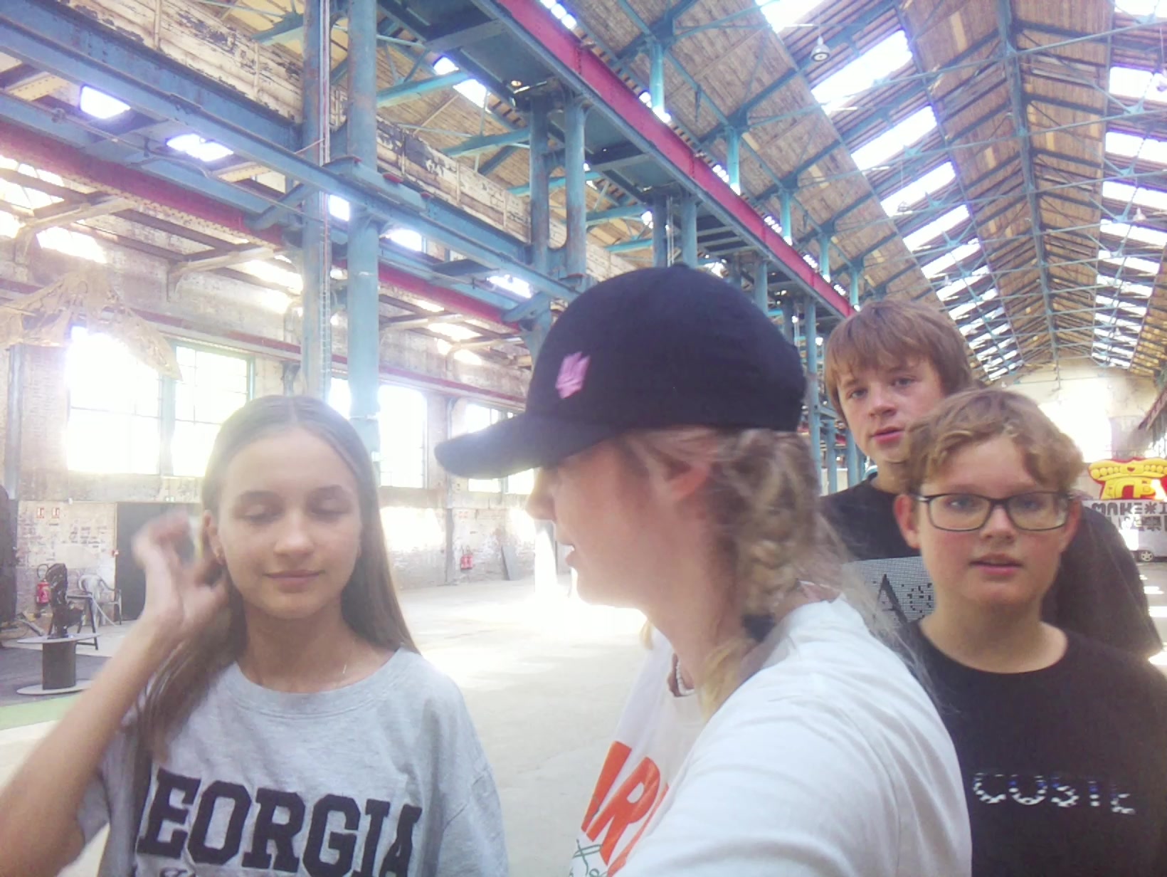 APB! Crime Reference: 689C98D1E6388. A Metha addict is wanted for lurking