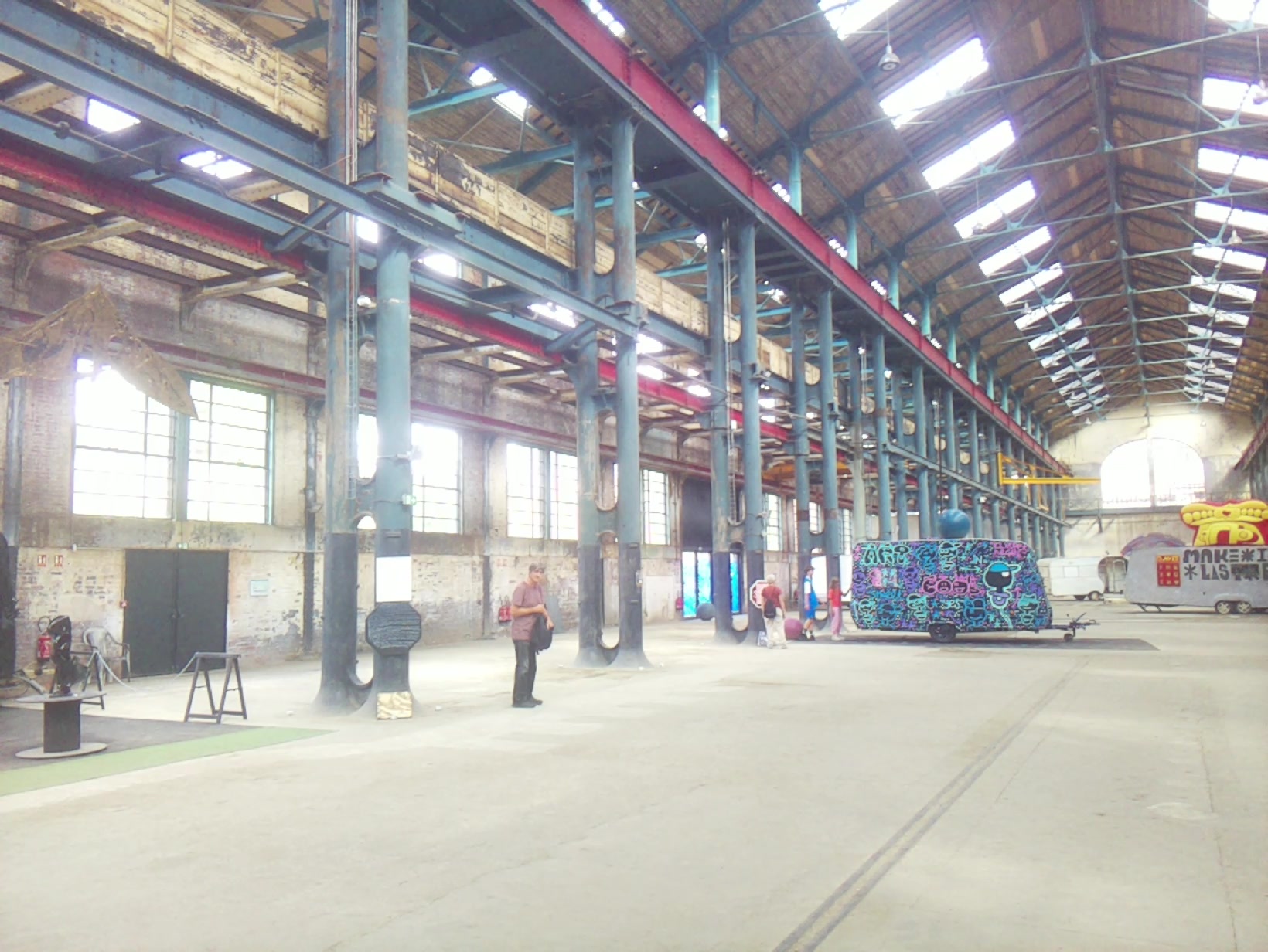 APB! Crime Reference: 68AF1630430D1. A Metha addict is wanted for lurking