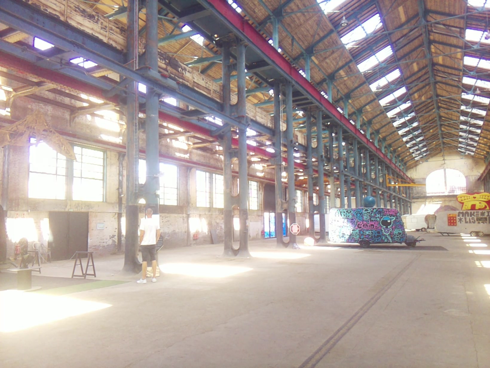 APB! Crime Reference: 689DE0BD92930. A Metha addict is wanted for lurking