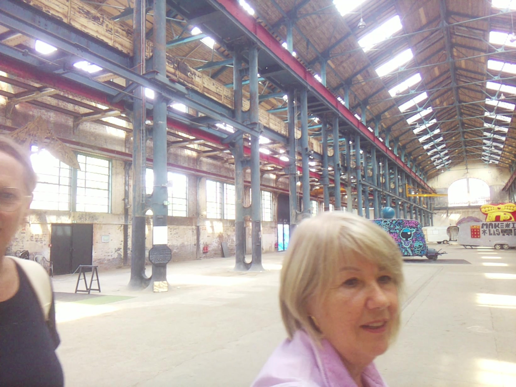 APB! Crime Reference: 68A5CC207373E. A Metha addict is wanted for lurking