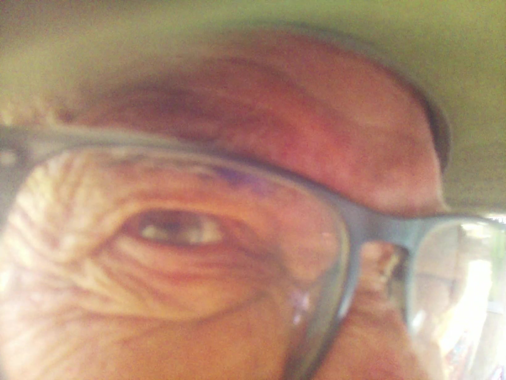 APB! Crime Reference: 6893590F08AB1. A Metha addict is wanted for lurking