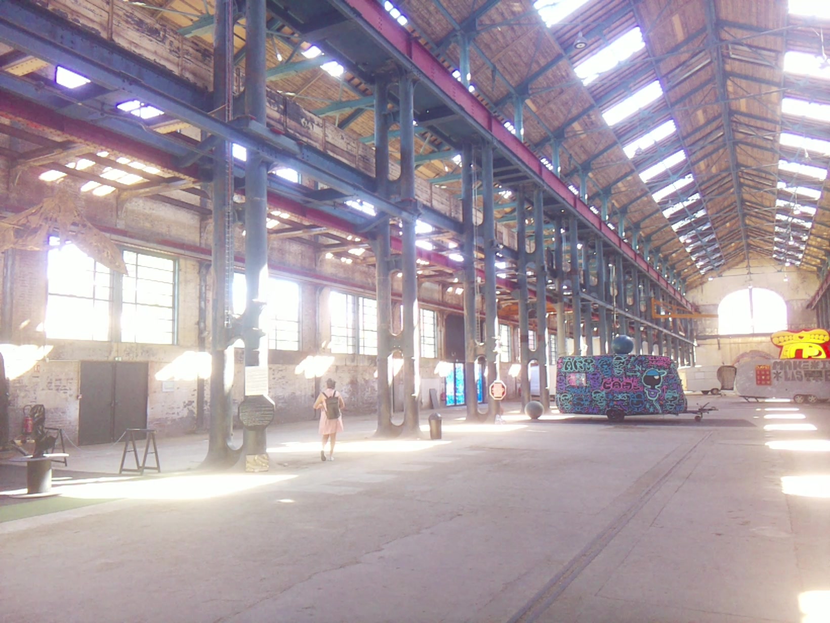 APB! Crime Reference: 68CE7462EDE6B. A Metha addict is wanted for lurking