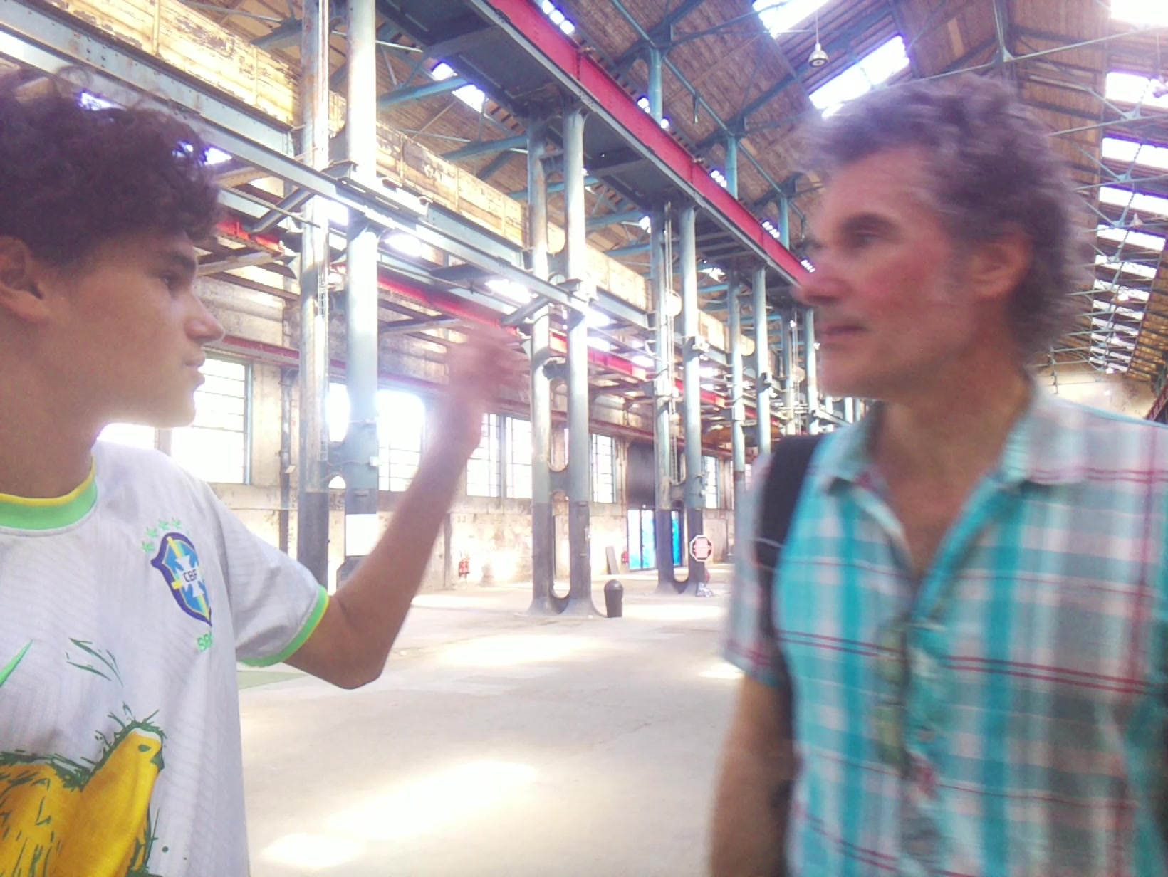 APB! Crime Reference: 68CEA6E250000. A Metha addict is wanted for lurking