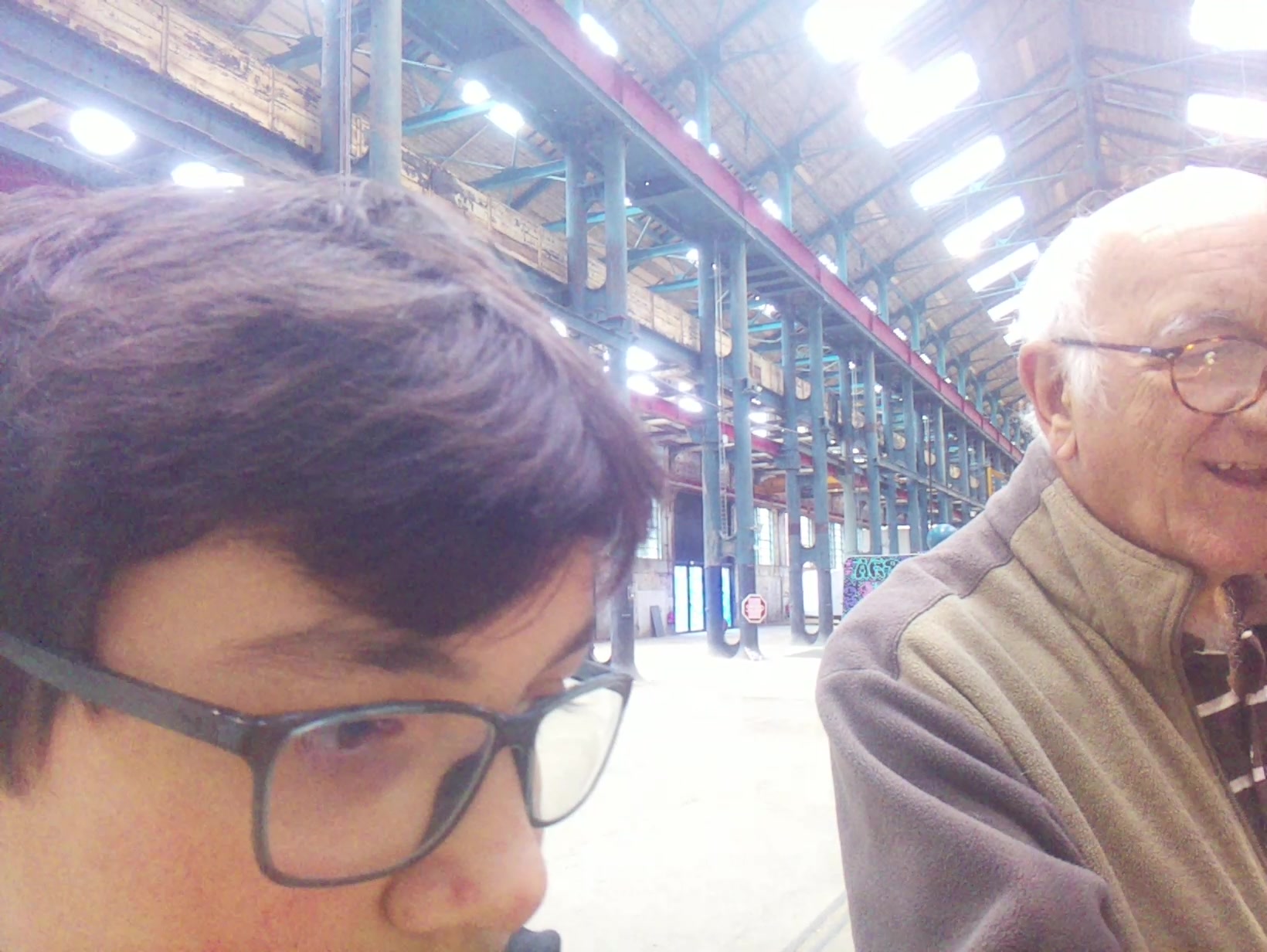 APB! Crime Reference: 68FB88E5EFAE9. A Metha addict is wanted for lurking