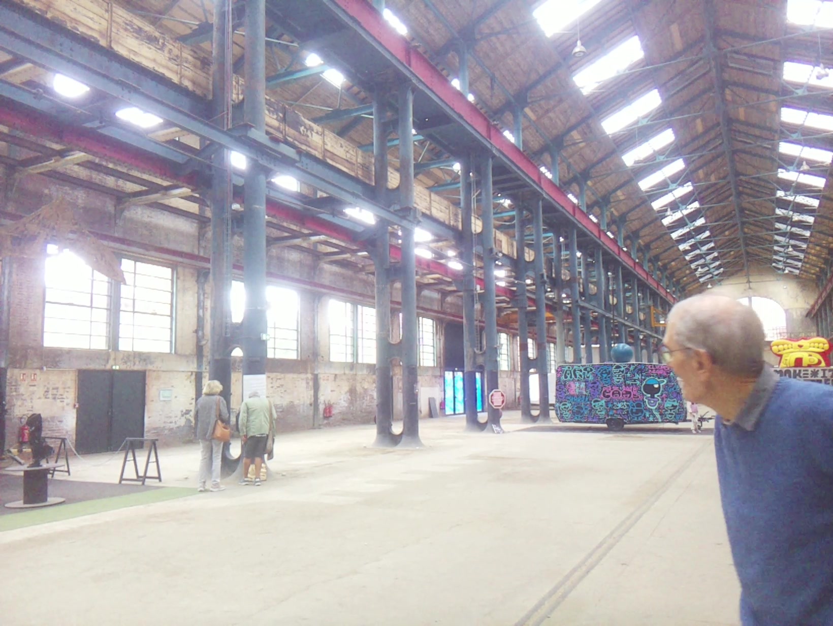 APB! Crime Reference: 68F8E3EFD475F. A Metha addict is wanted for lurking