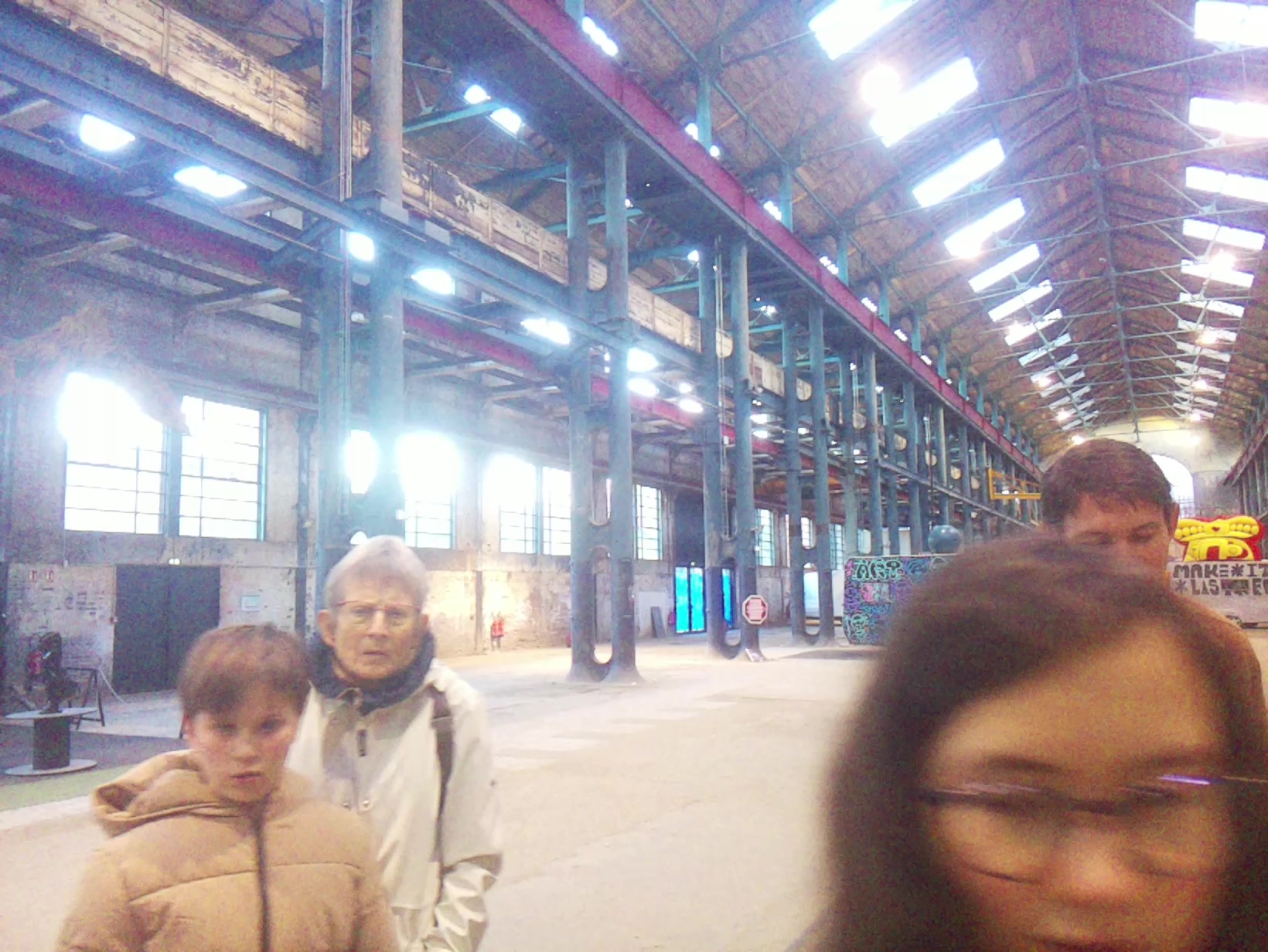 APB! Crime Reference: 68FE4922244BB. A Metha addict is wanted for lurking