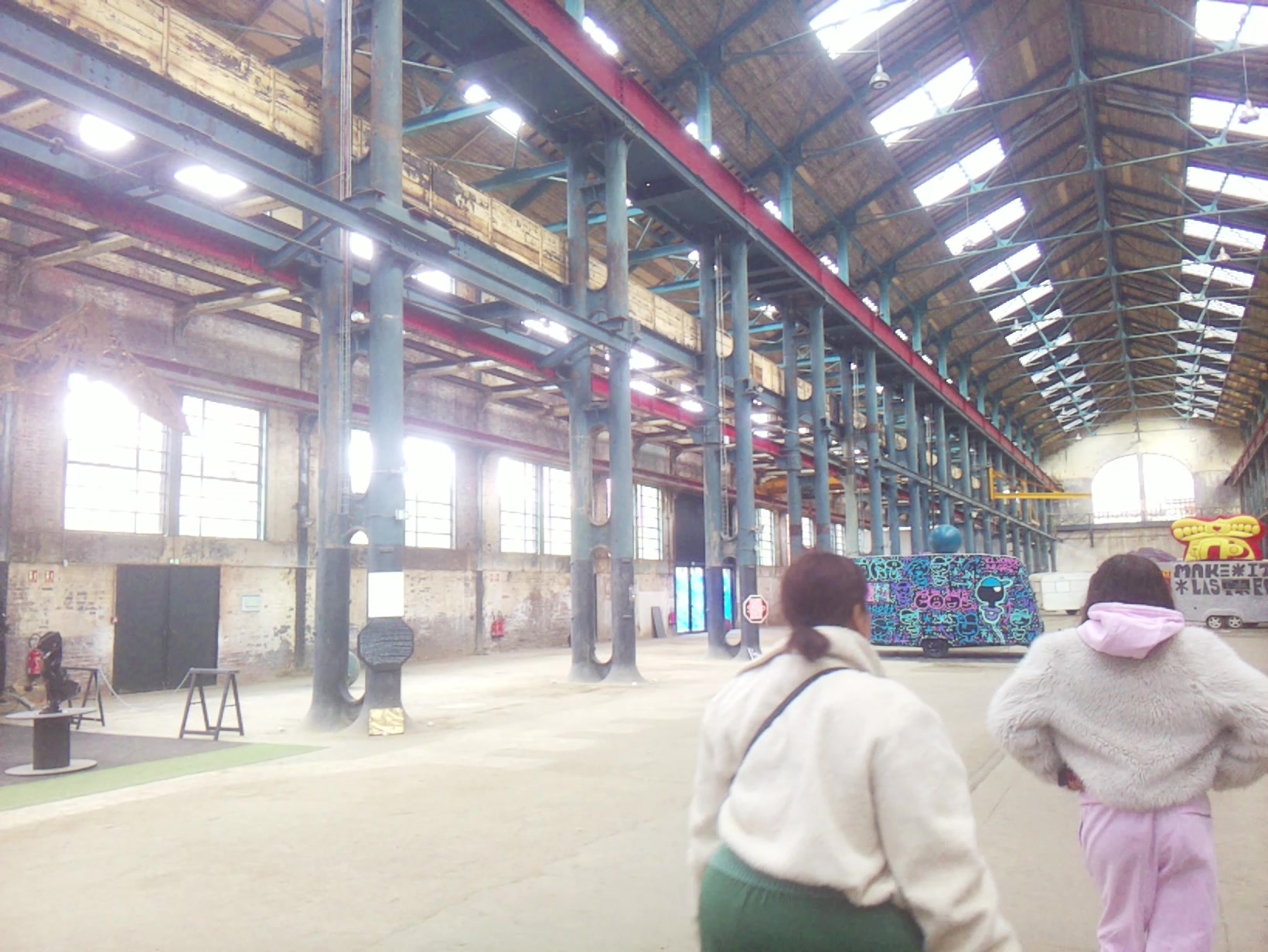 APB! Crime Reference: 68FA2717D19FD. A Metha addict is wanted for lurking