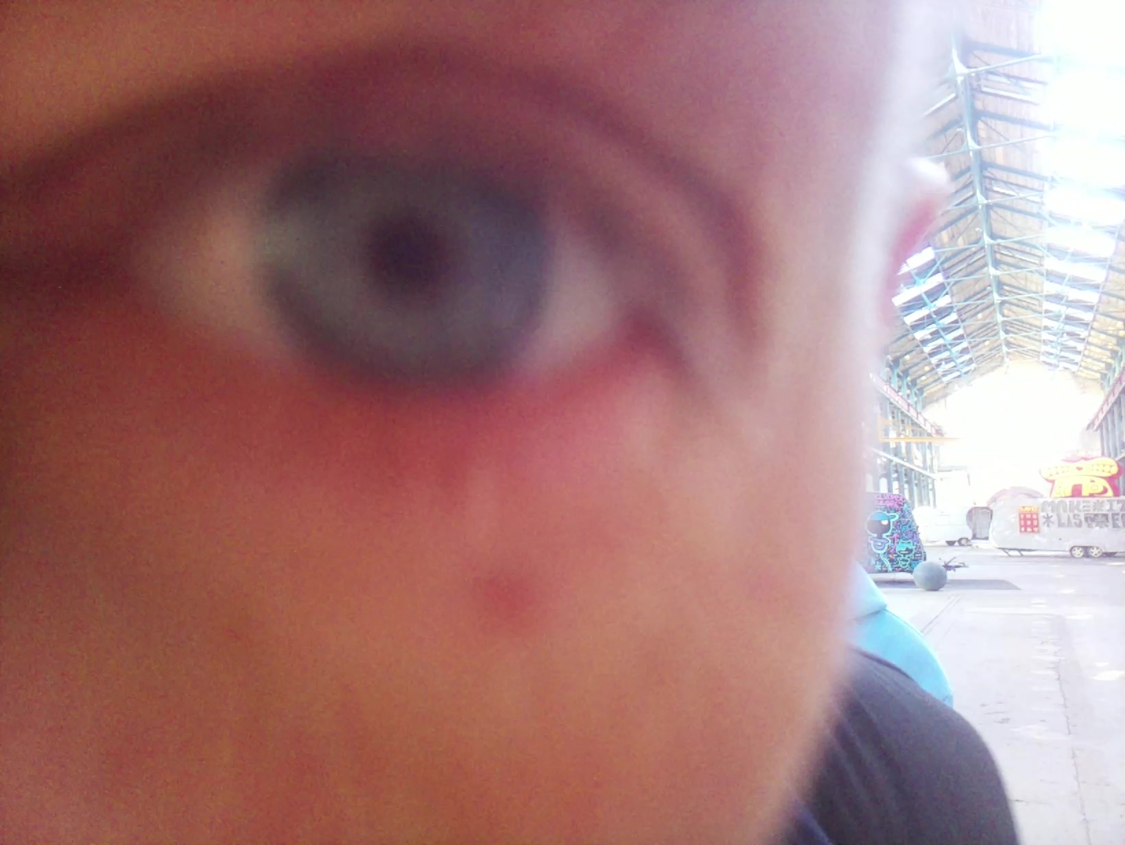 APB! Crime Reference: 68F9F587DDCF4. A Metha addict is wanted for lurking