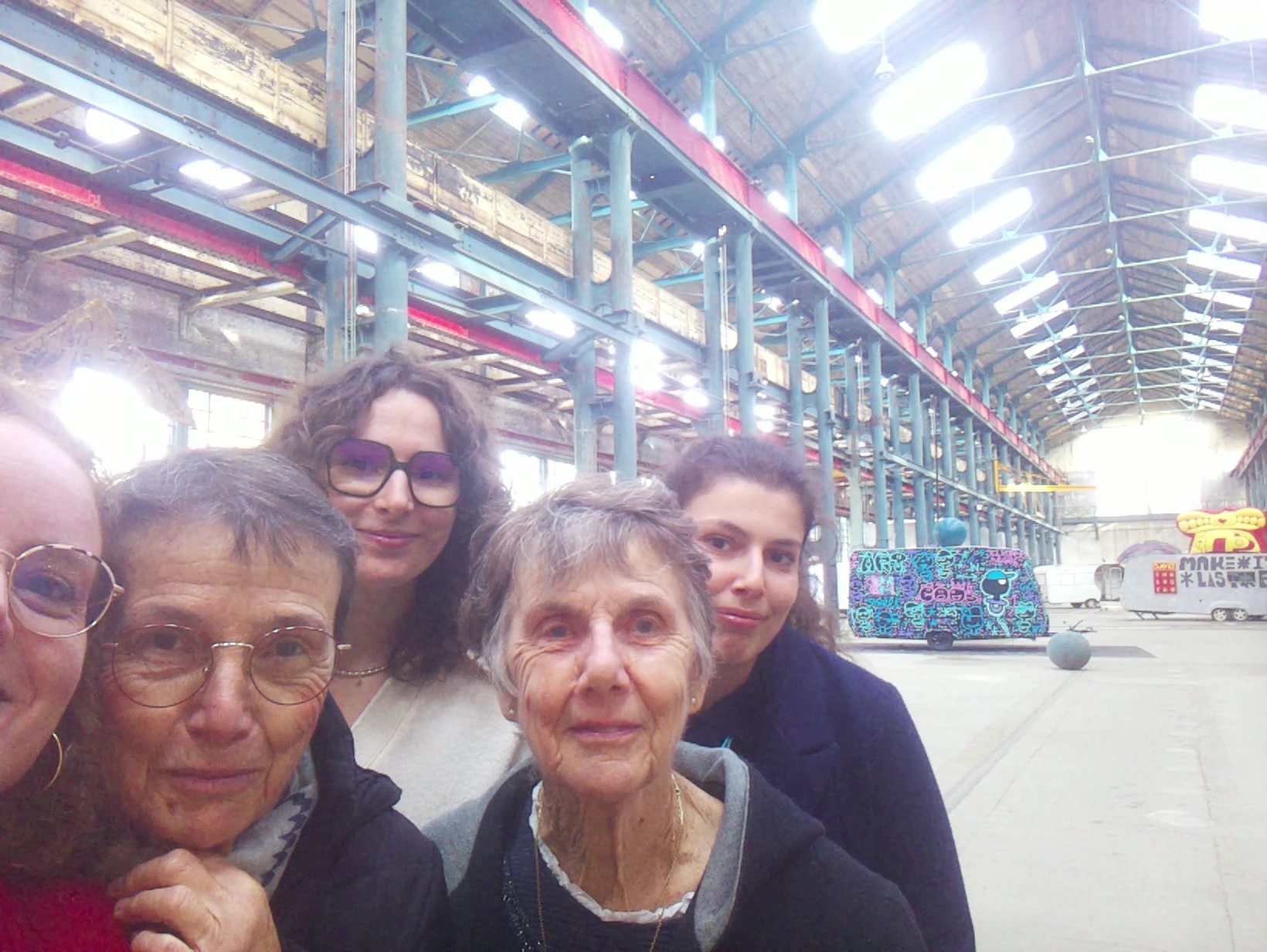 APB! Crime Reference: 68F4F51552DC9. A Metha addict is wanted for lurking