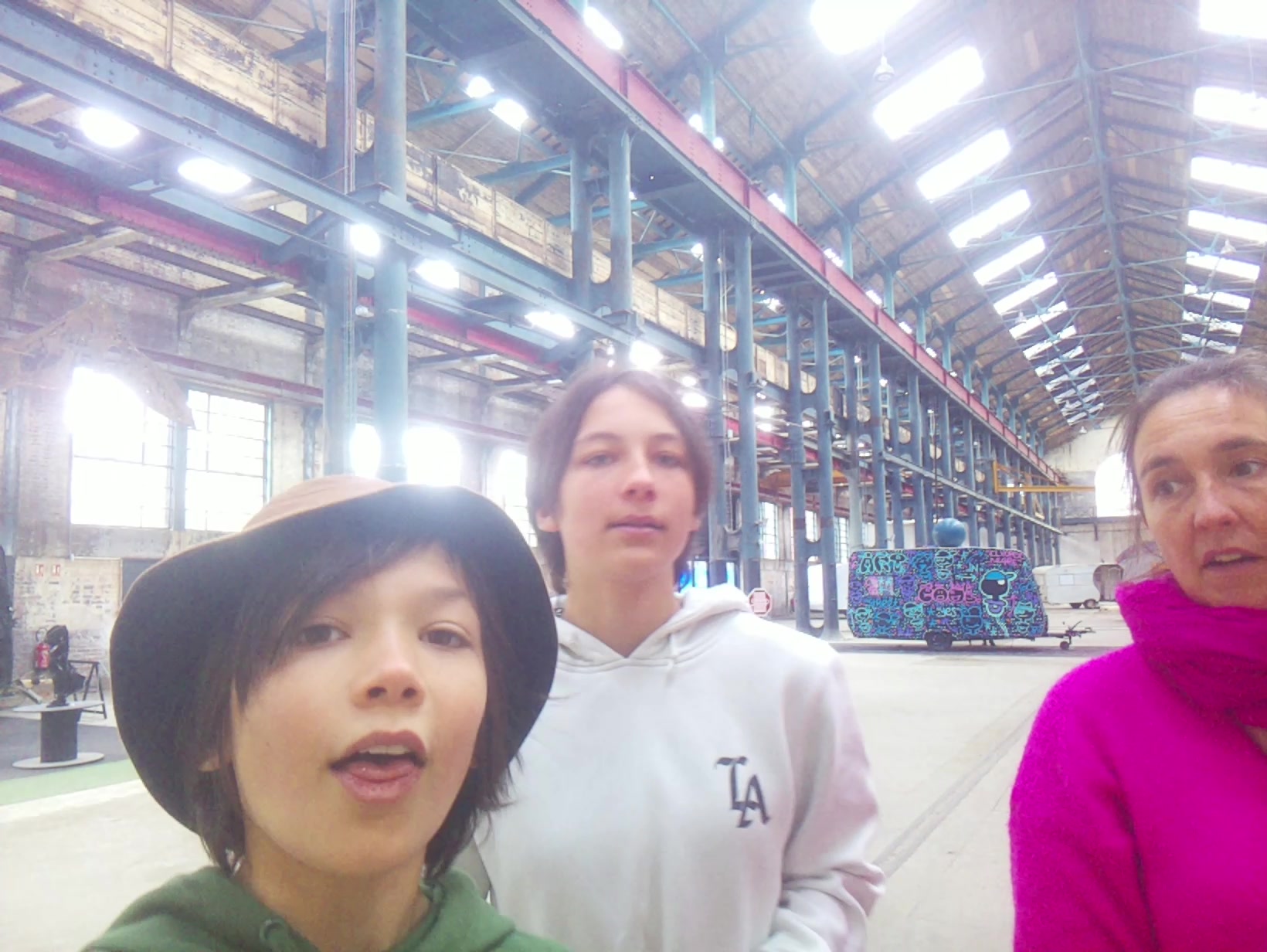 APB! Crime Reference: 68F4AE3C4ECA7. A Metha addict is wanted for lurking