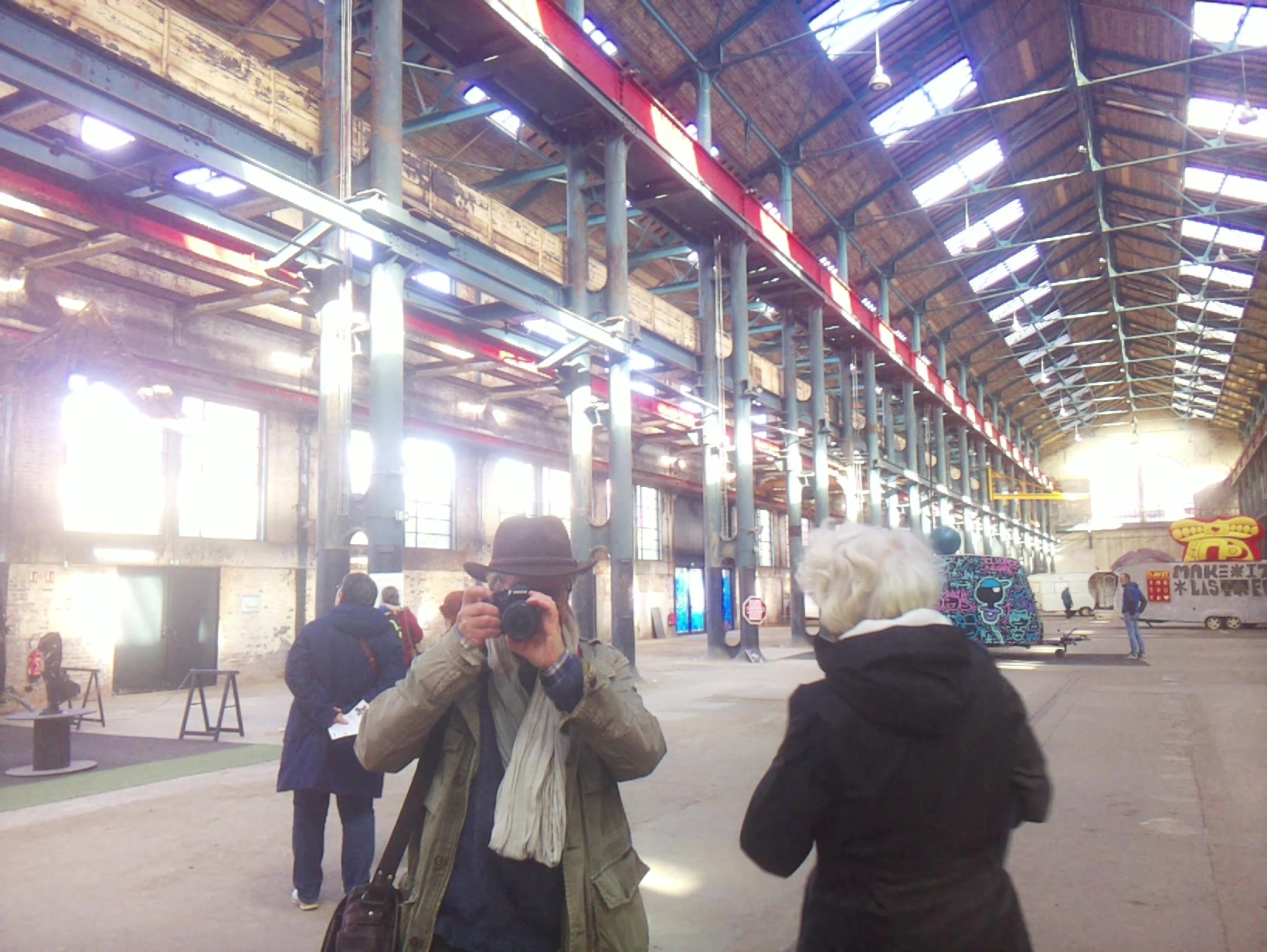 APB! Crime Reference: 68FE27BE6B5D1. A Metha addict is wanted for lurking