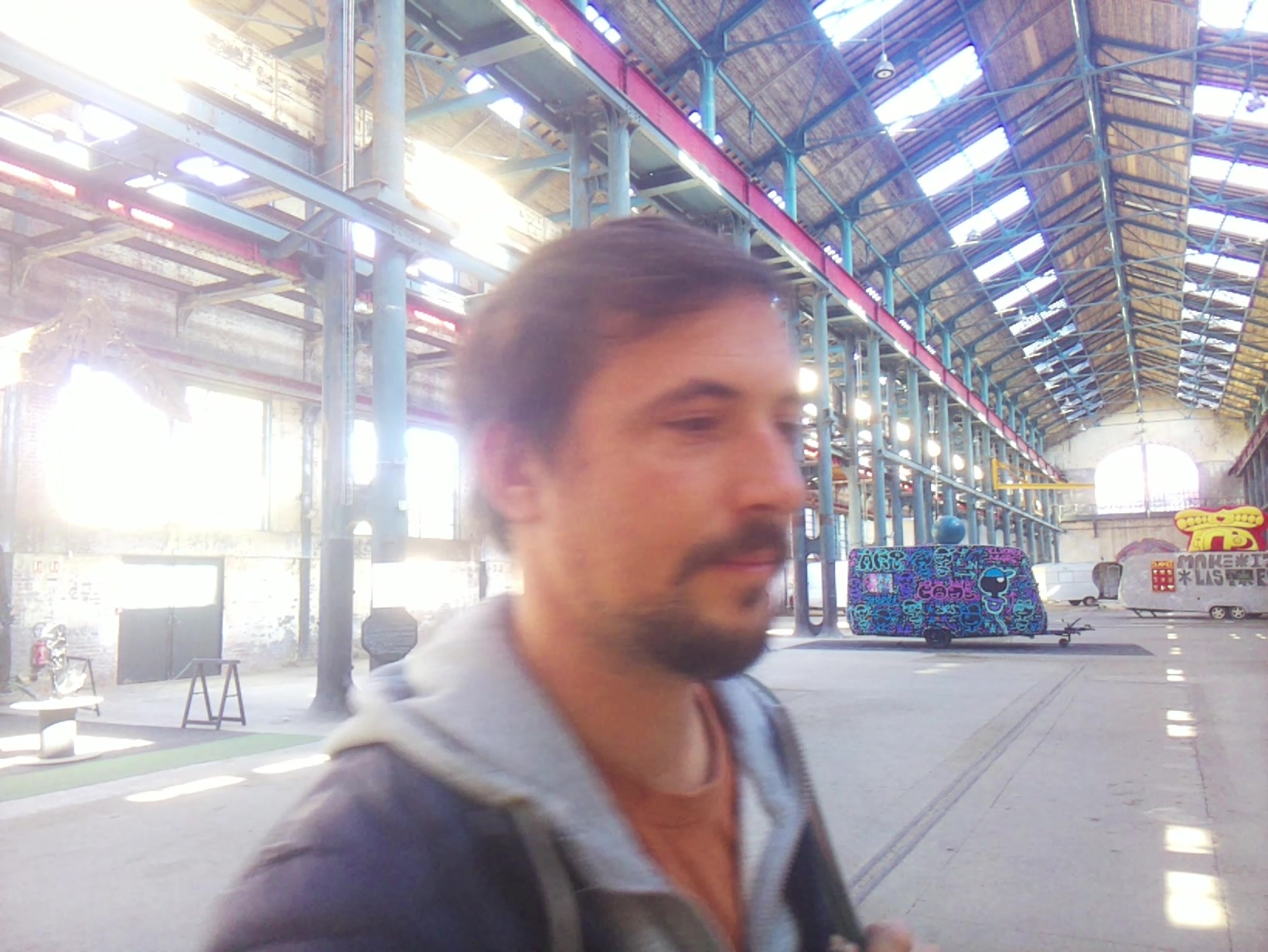 APB! Crime Reference: 68EB9BAEBE317. A Metha addict is wanted for lurking