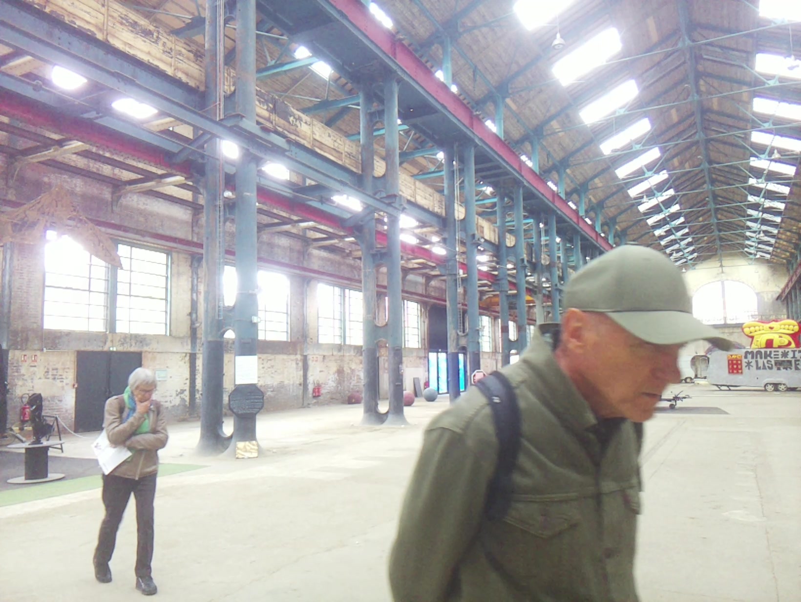 APB! Crime Reference: 68EA69D4432C8. A Metha addict is wanted for lurking