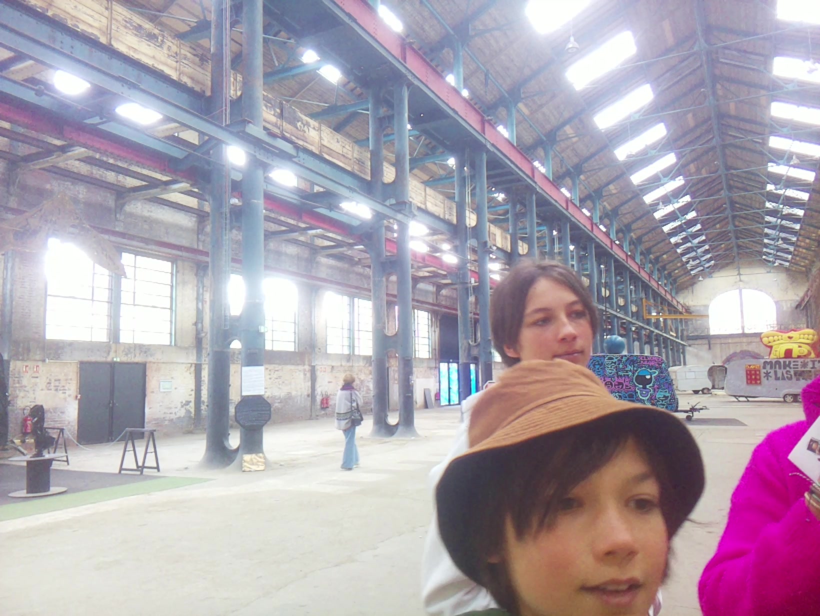 APB! Crime Reference: 68F4AE4E43B45. A Metha addict is wanted for lurking