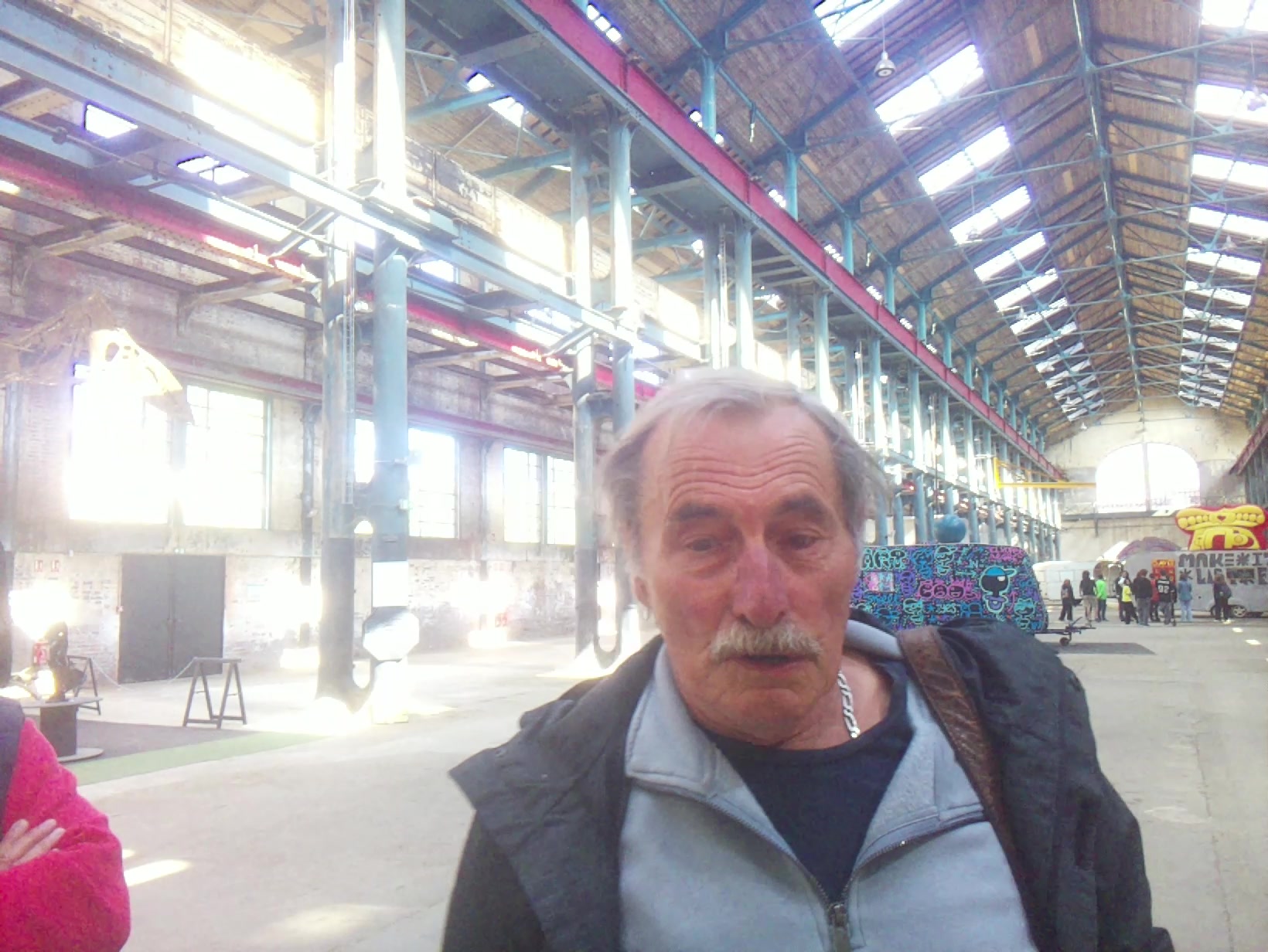 APB! Crime Reference: 68DD22F8C7C09. A Metha addict is wanted for lurking