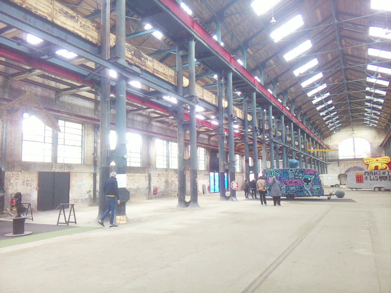 APB! Crime Reference: 68F4E5B30672B. A Metha addict is wanted for lurking