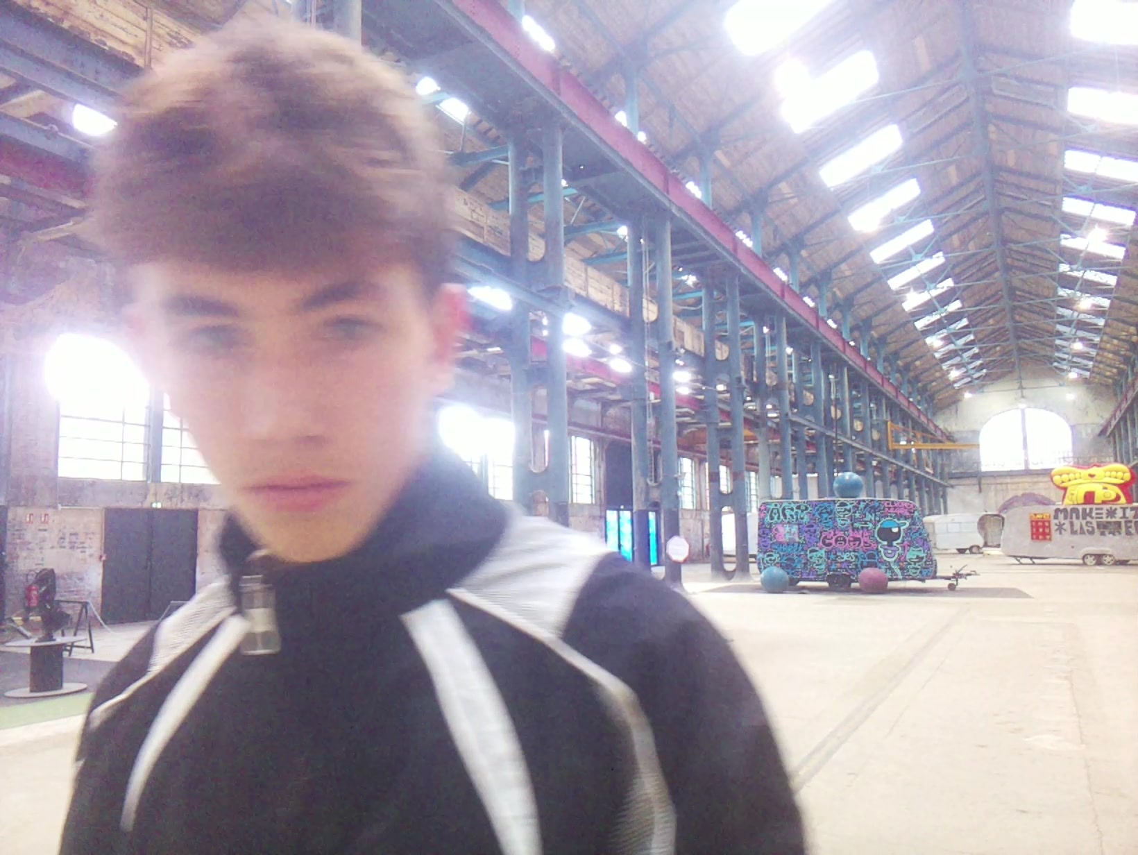 APB! Crime Reference: 690769A619DA1. A Metha addict is wanted for lurking