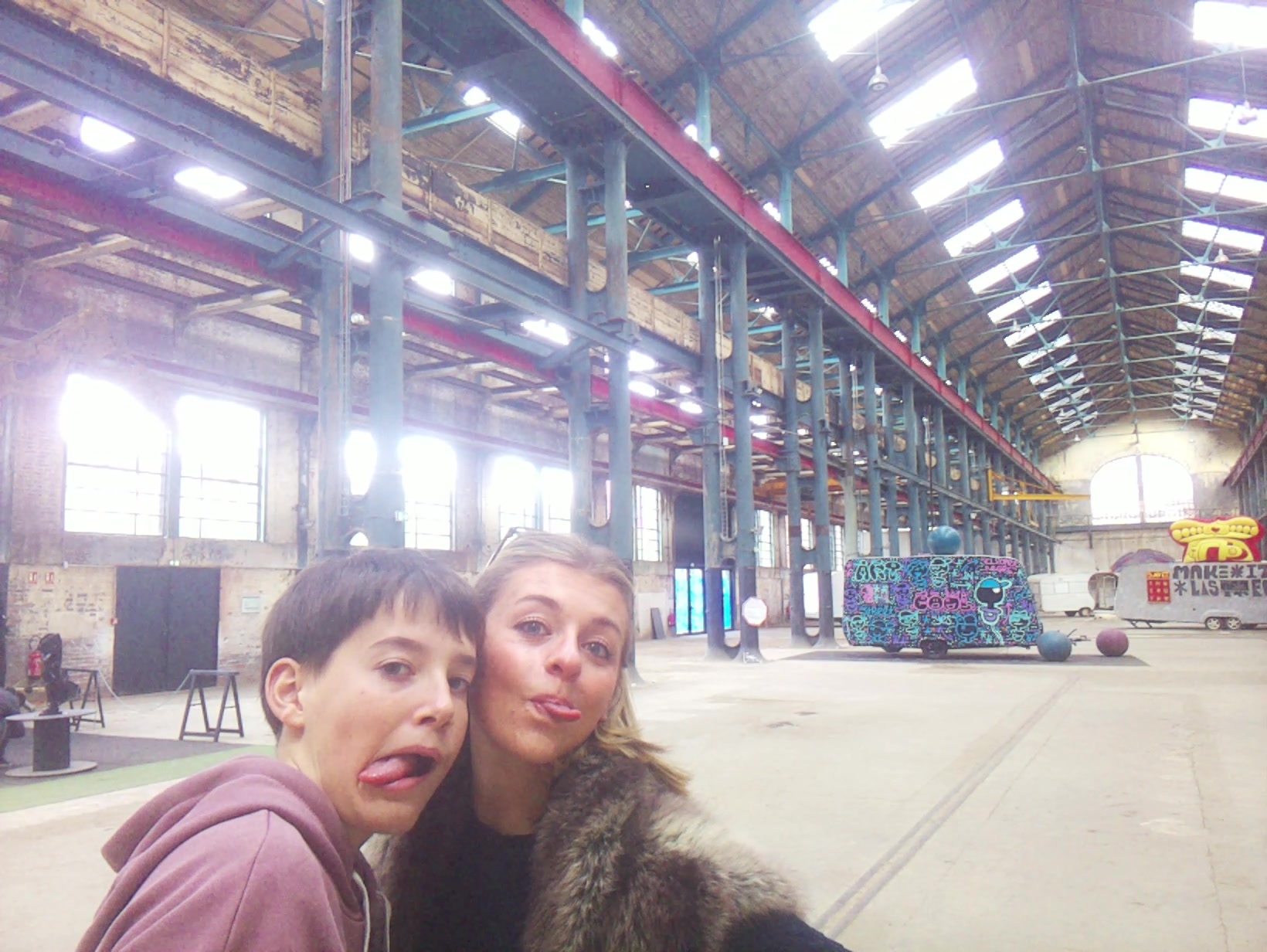 APB! Crime Reference: 6919D738BBAC9. A Metha addict is wanted for lurking