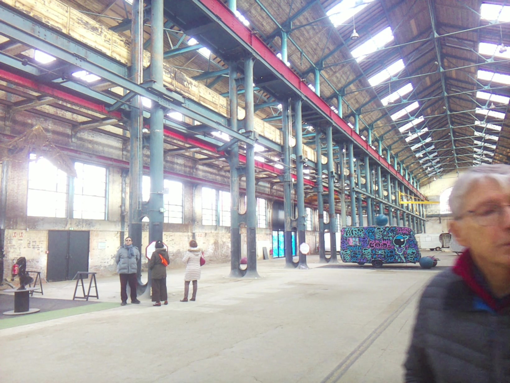 APB! Crime Reference: 692AF30006AE7. A Metha addict is wanted for lurking