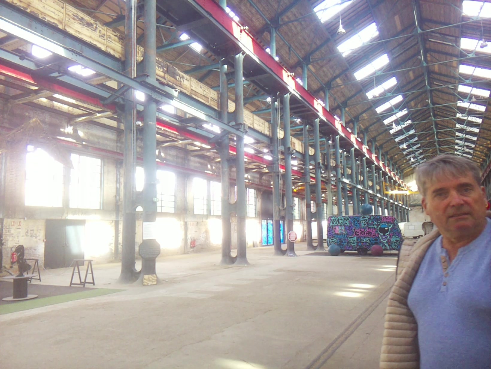 APB! Crime Reference: 6904B77351BD4. A Metha addict is wanted for lurking