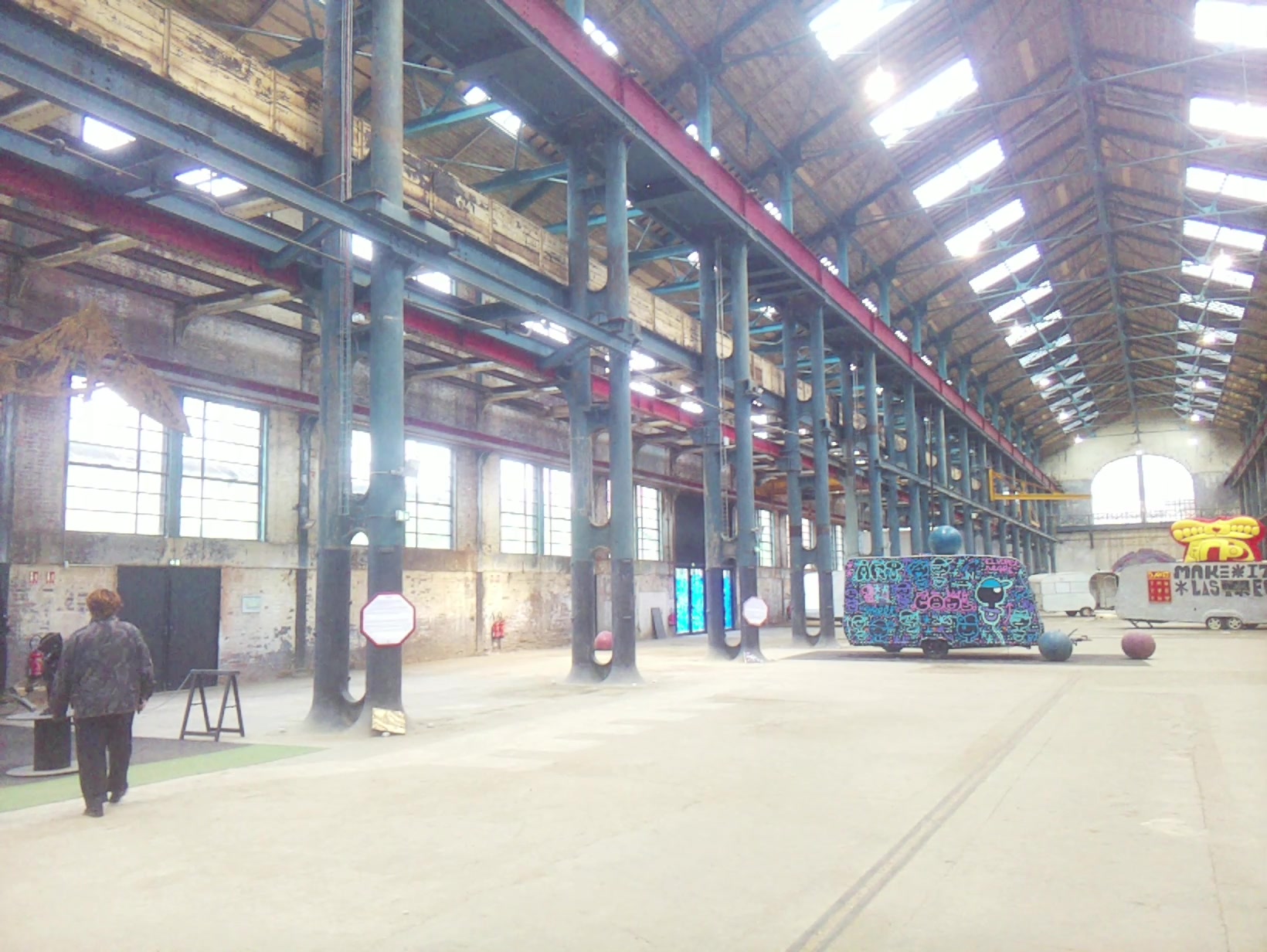 APB! Crime Reference: 691727FC55311. A Metha addict is wanted for lurking