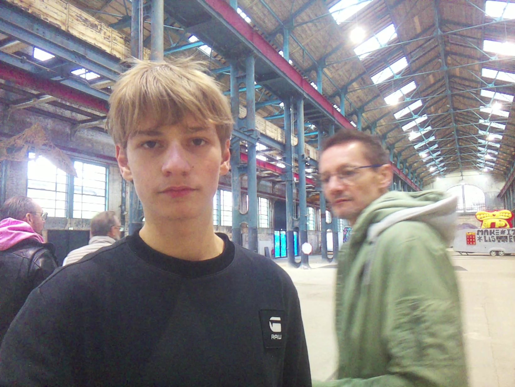 APB! Crime Reference: 690F4F3CDAF04. A Metha addict is wanted for lurking