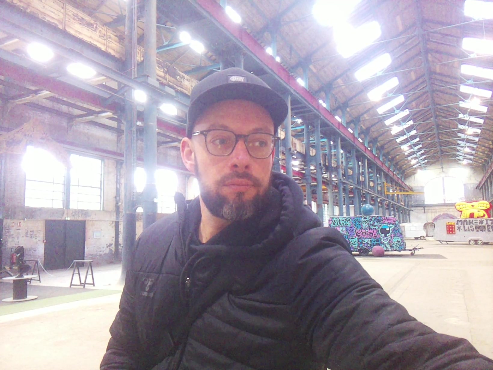 APB! Crime Reference: 6907731986189. A Metha addict is wanted for lurking