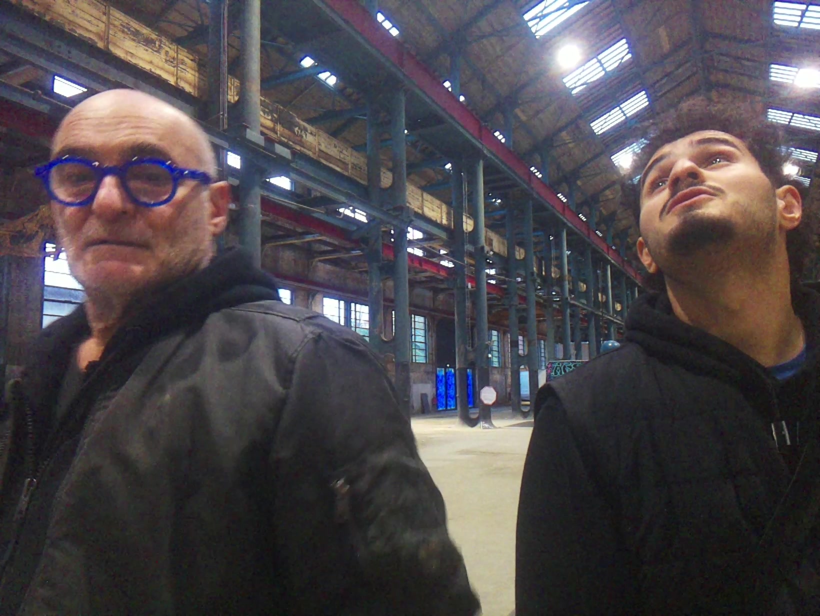 APB! Crime Reference: 6910B4403CBBD. A Metha addict is wanted for lurking