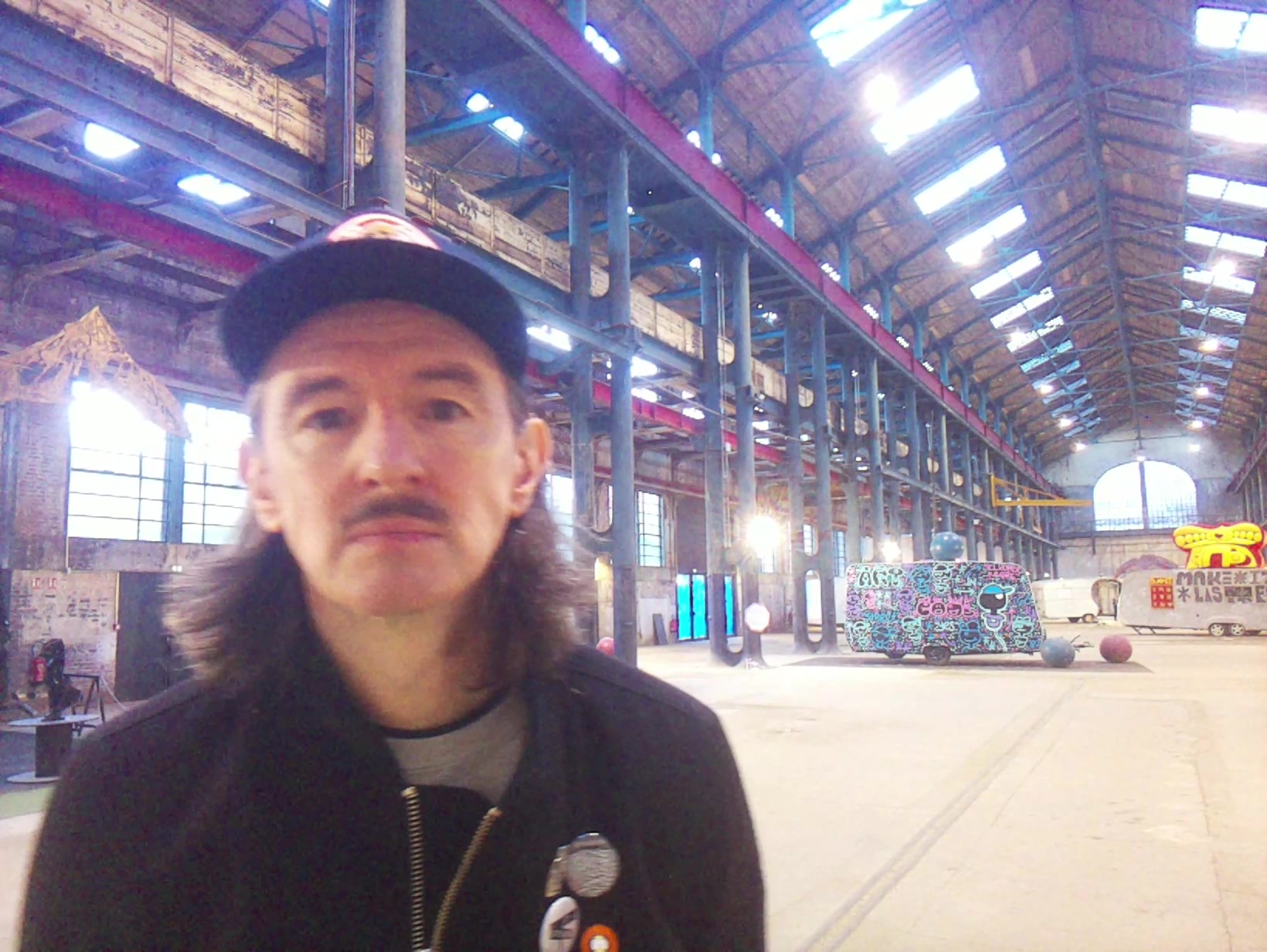 APB! Crime Reference: 6919F0C5AE2F1. A Metha addict is wanted for lurking