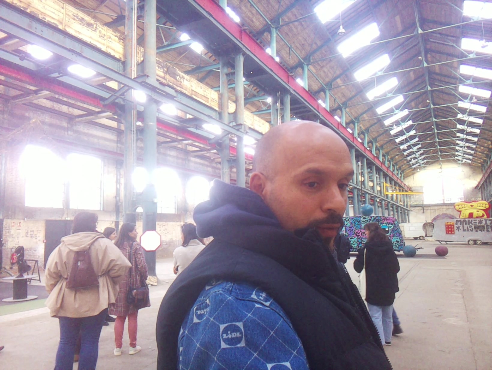 APB! Crime Reference: 691496DAC8602. A Metha addict is wanted for lurking