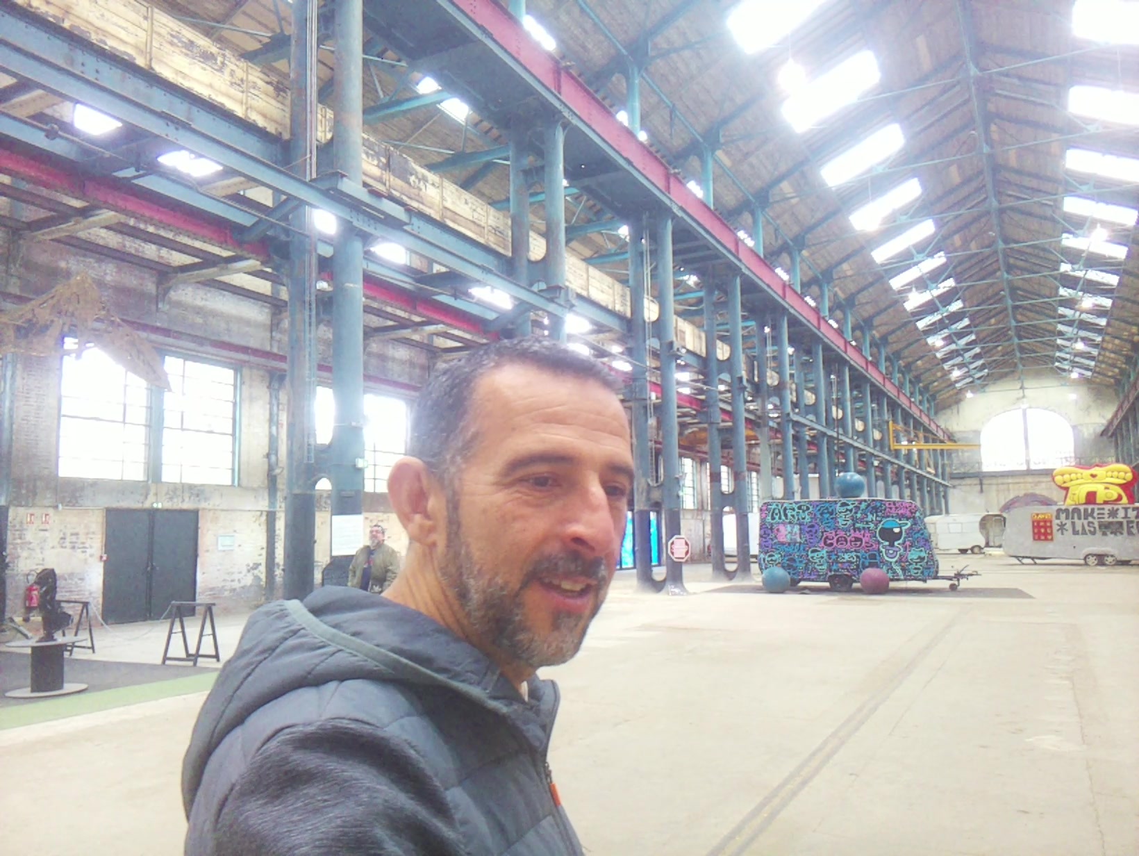 APB! Crime Reference: 6905F24B74CAE. A Metha addict is wanted for lurking