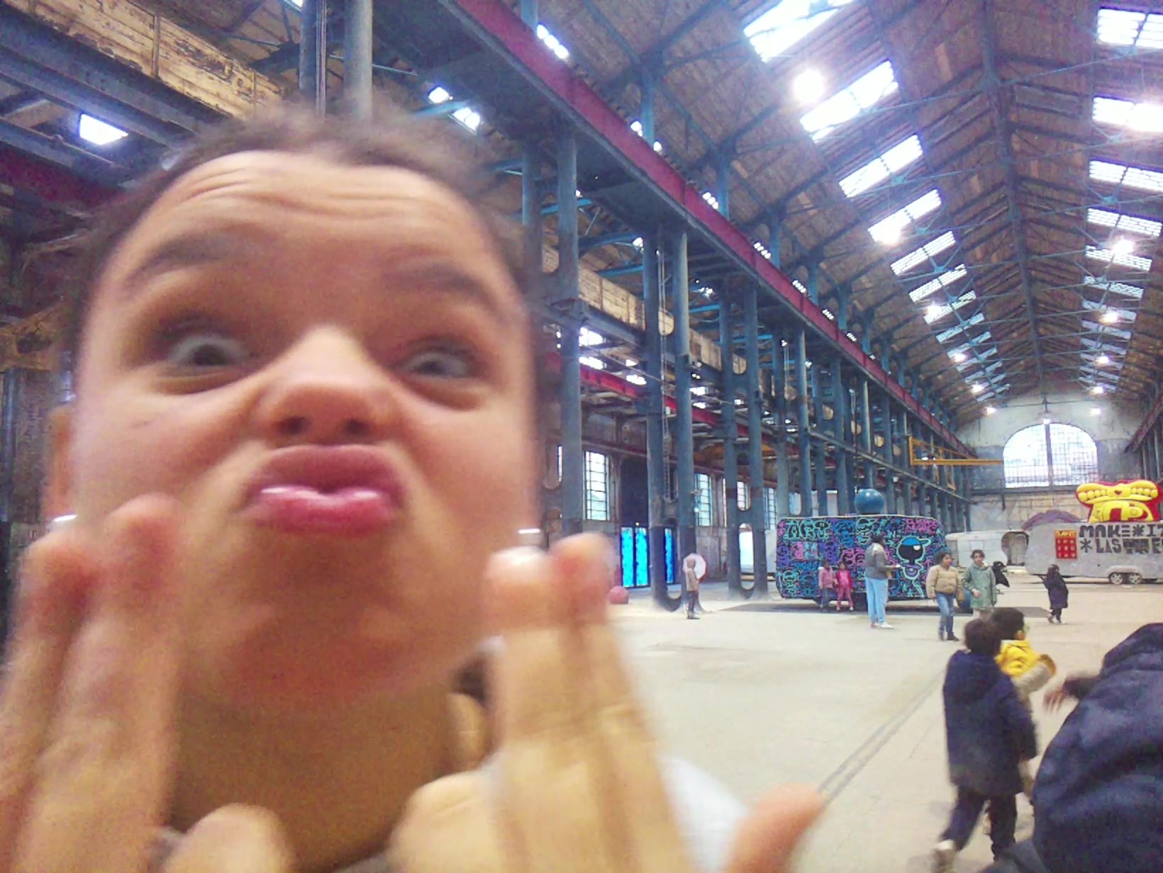 APB! Crime Reference: 6939873DBB6B4. A Metha addict is wanted for lurking