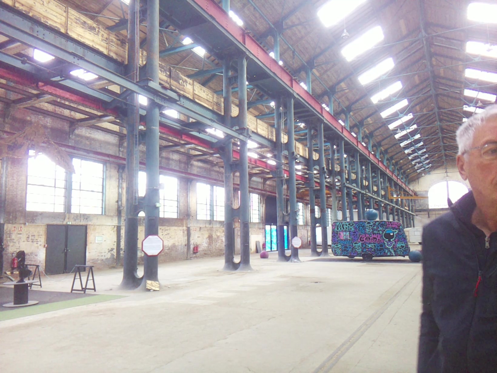 APB! Crime Reference: 693552D804A2E. A Metha addict is wanted for lurking